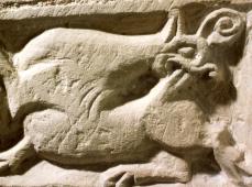 Arc sculpté abbatiale Montivilliers