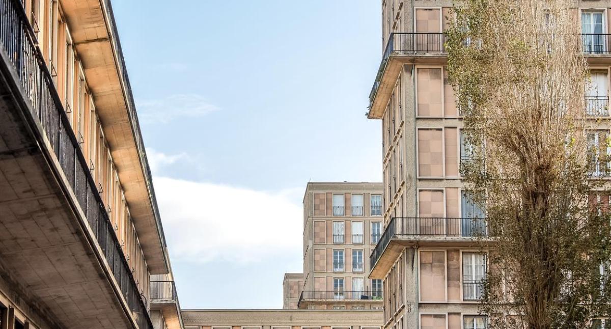 Centre reconstruit Perret