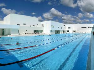 Bassin extérieur du complexe aquatique Les Bains des Docks, Le Havre