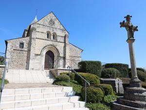 Église Saint-Germain-l'Auxerrois à Manéglise