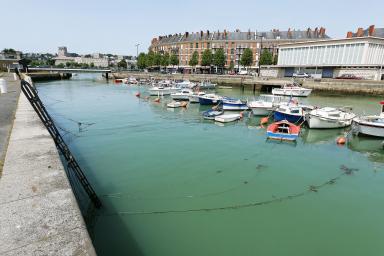 Bassin du Roy dans le quartier Saint-François, Le Havre