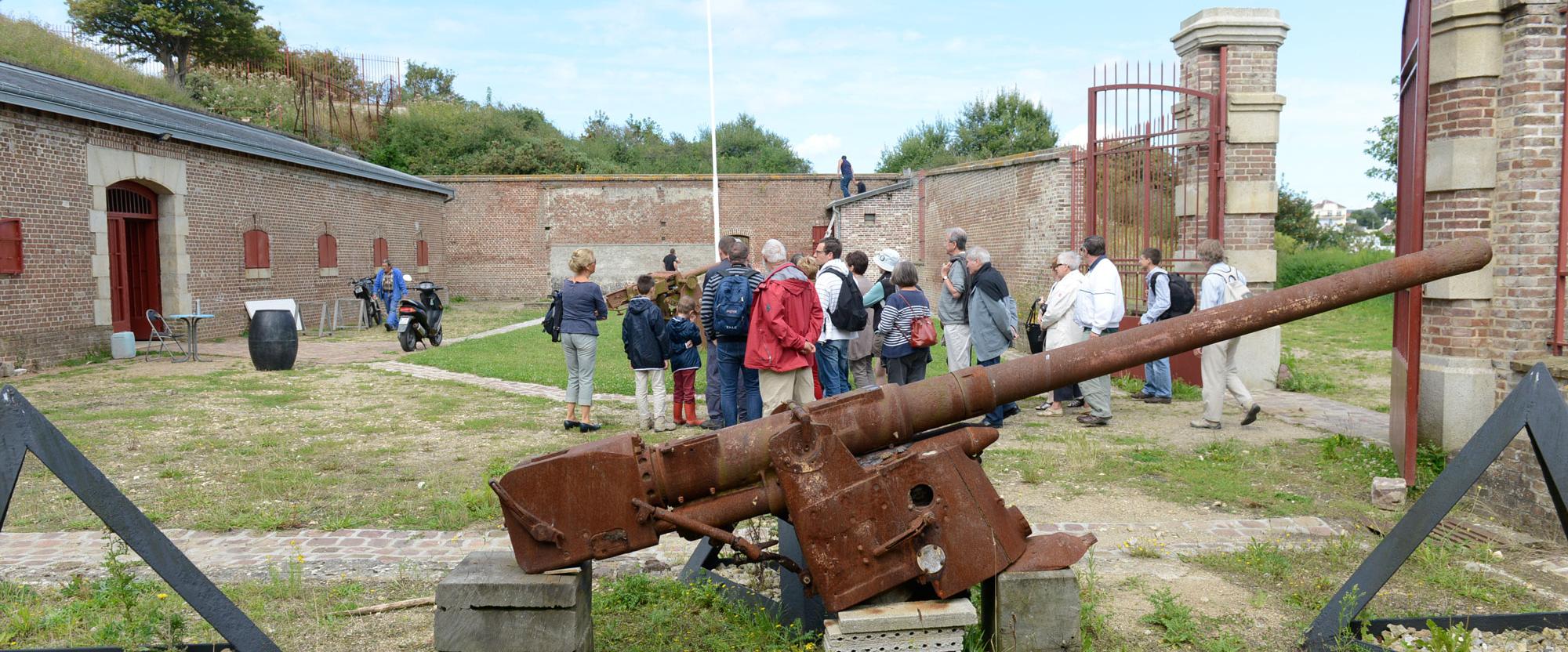 Cour intérieure de la Batterie de Dollemard, Sainte-Adresse